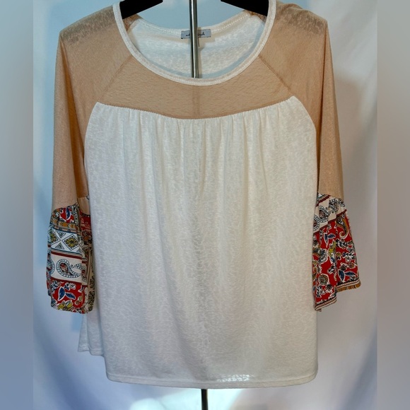 White Birch Boho Patchwork Sleeve Top Size Small/Check out the Sleeves So COOL - Picture 2 of 6